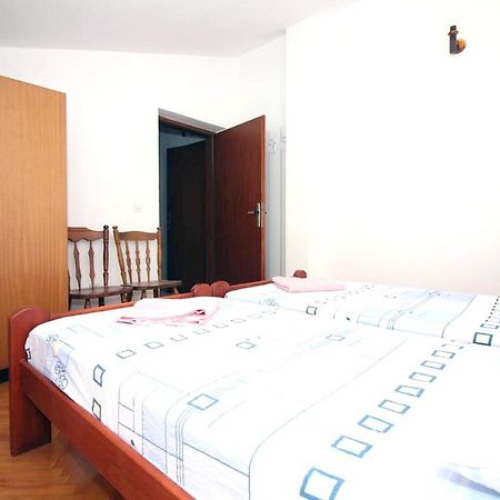Charming Apartment In Tisno With 2 Bedrooms And Air Conditioning Luaran gambar