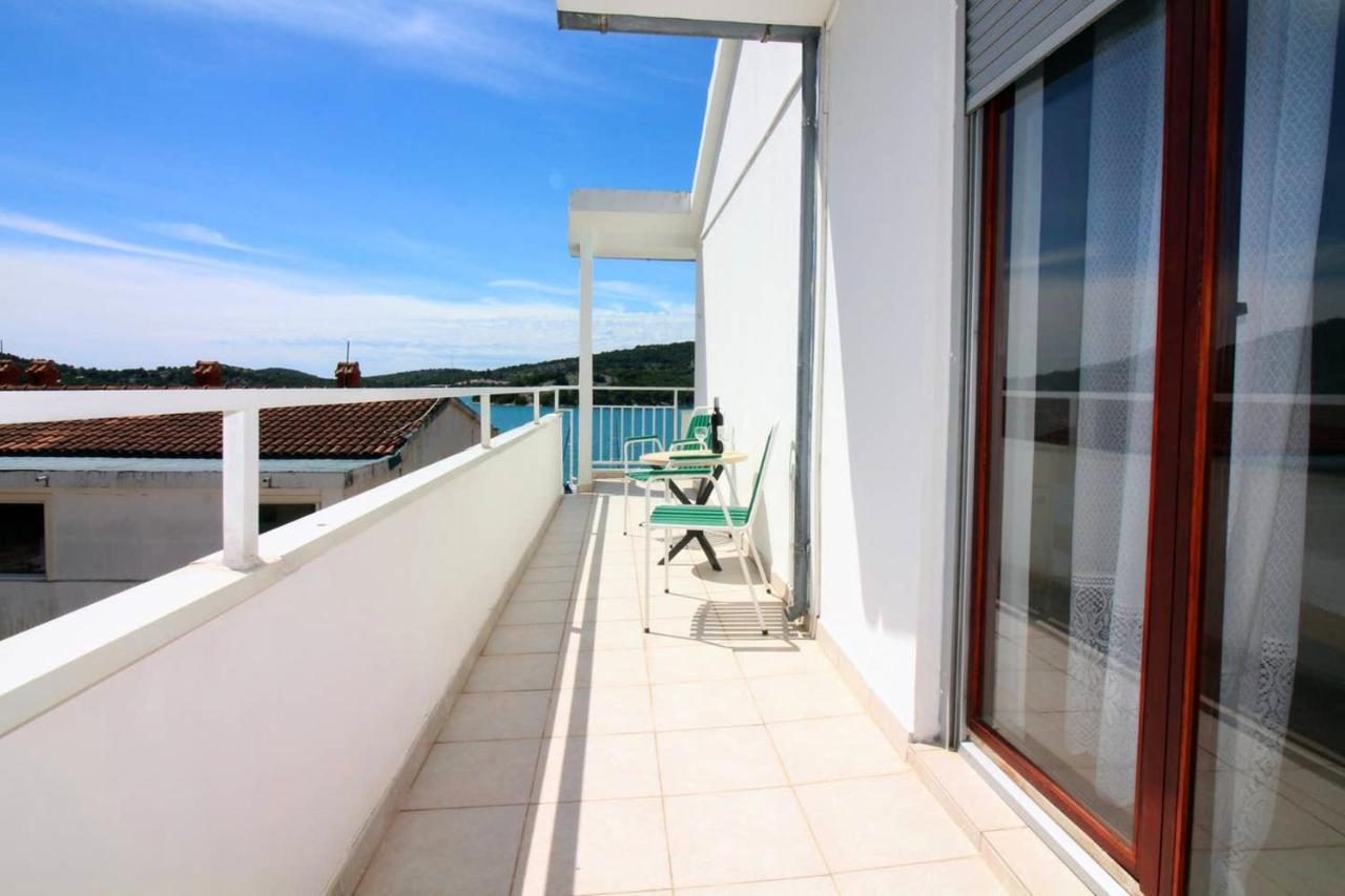 Charming Apartment In Tisno With 2 Bedrooms And Air Conditioning Luaran gambar